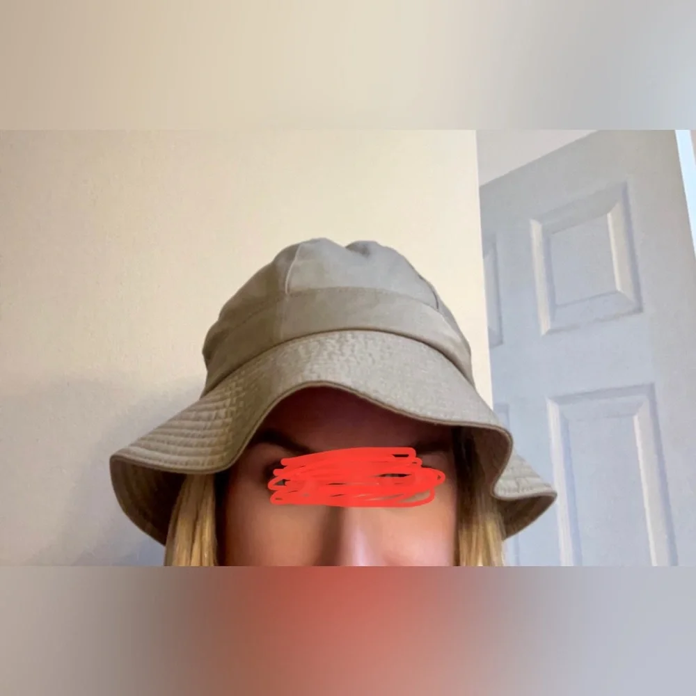 Vintage Burberry Reversible Round Bucket Hat - Picture 9 of 9